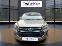 TOYOTA MOTORS INNOVA CRYSTA 2.4 G MT